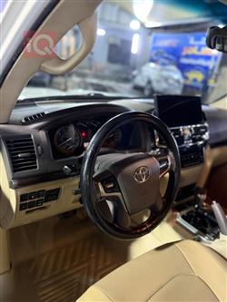 تويوتا لاندكروزر